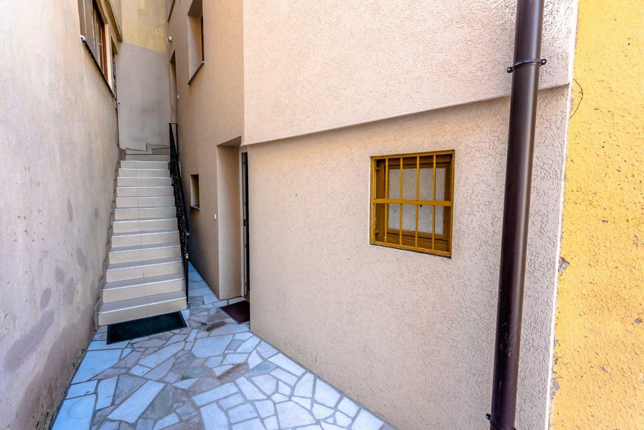 Apartment Prince Mostar Exterior photo